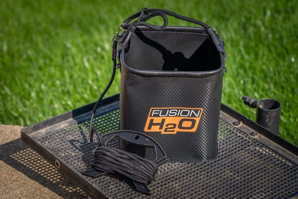 Guru Fusion H20 Water Bucket Luggage