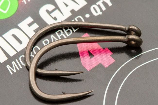 https://willyworms.co.uk/cdn/shop/products/korda-wide-gape-micro-barbed-hooks-carp-barbel-fishmas-letterbox-0-04-willy-worms-325.jpg?v=1640359286