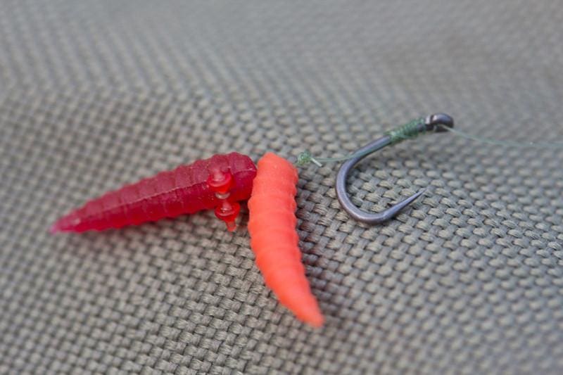 https://willyworms.co.uk/cdn/shop/products/korum-imitation-maggots-bait-accessories-fishmas-match-coarse-terminal-tackle-willy-worms-219.jpg?v=1674665792