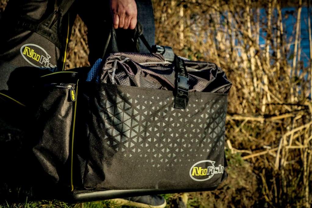 NuFish Aqualock Carryall – Willy Worms - Main Image
