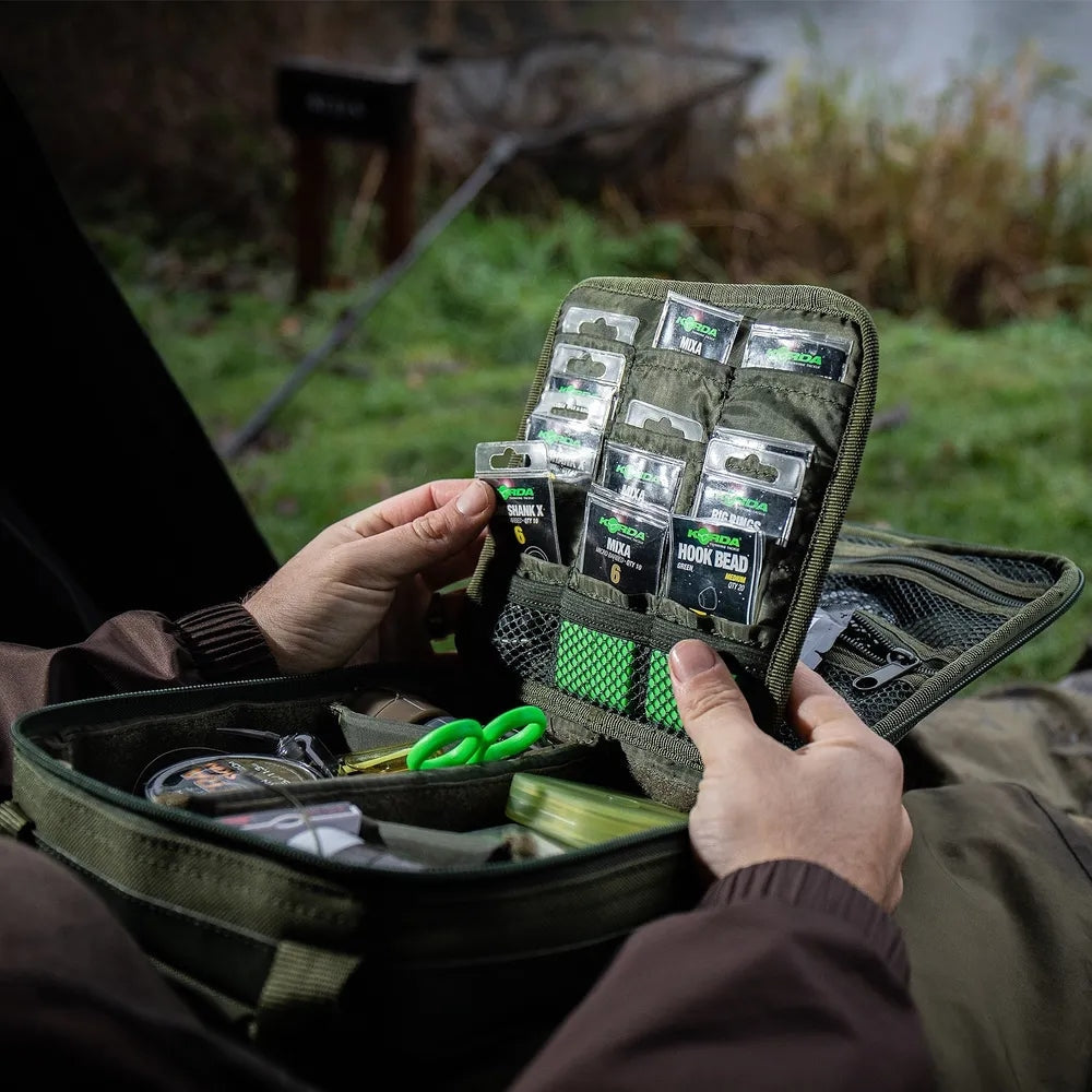 Trakker NXG Compact Tackle Fishing Bag – Willy Worms